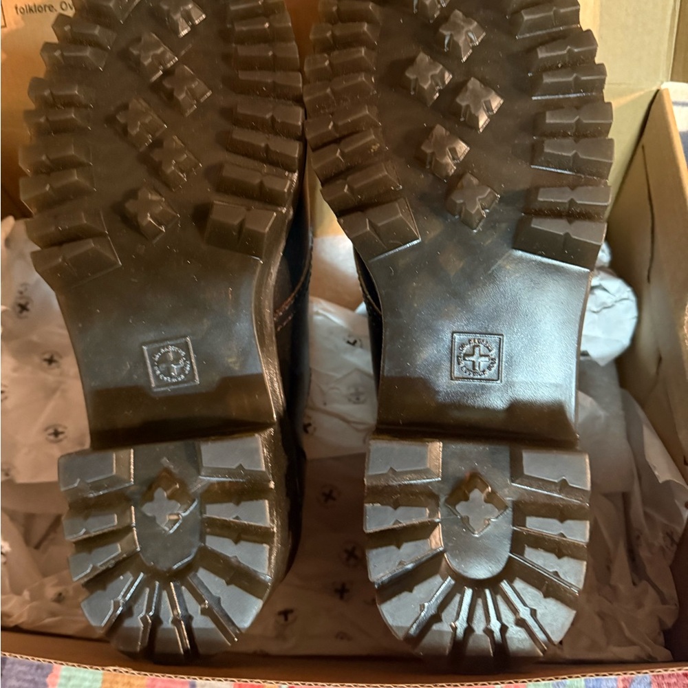 🔥🖤BNIB LEONA LOW DOCS!🖤🔥 - Picture 5 of 8